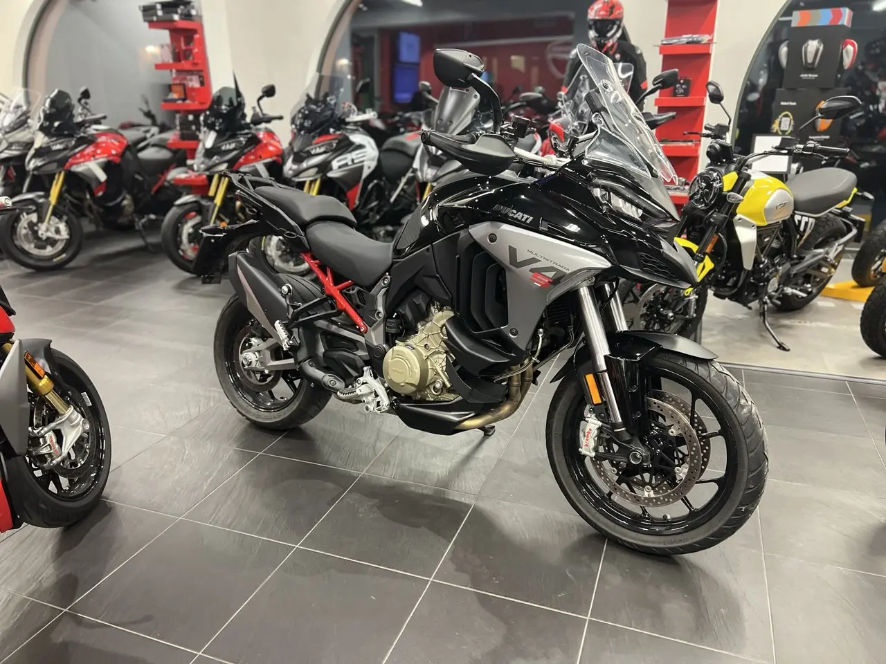 Ducati Multistrada V4S