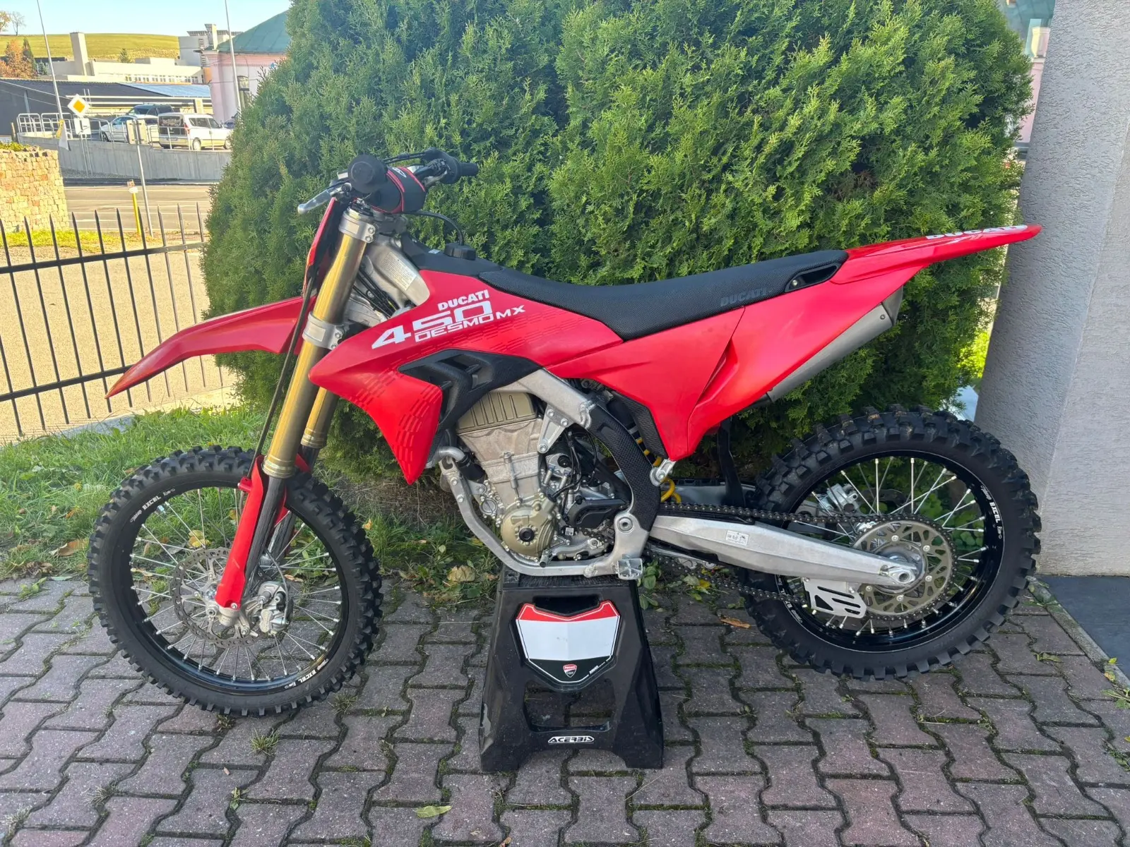 DUCATI DESMO 450 MX