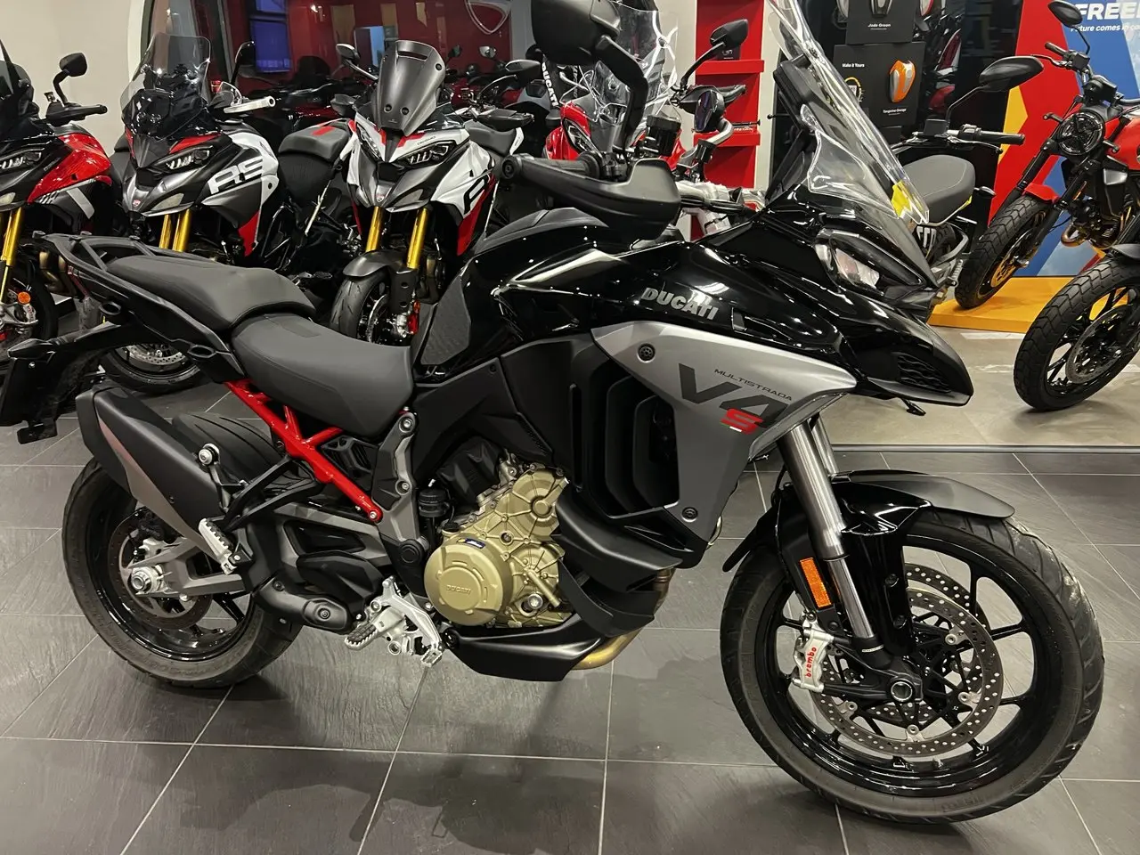Ducati Multistrada V4S