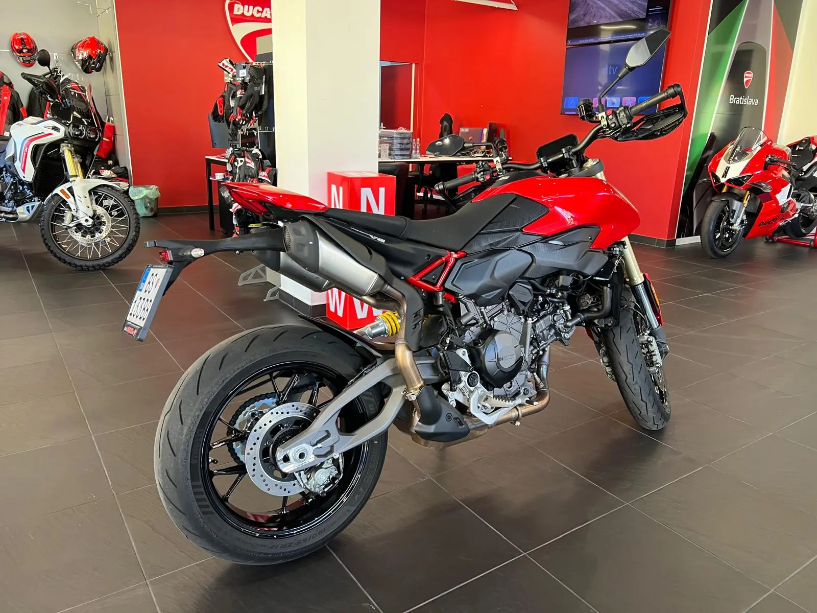 HYPERMOTARD V2