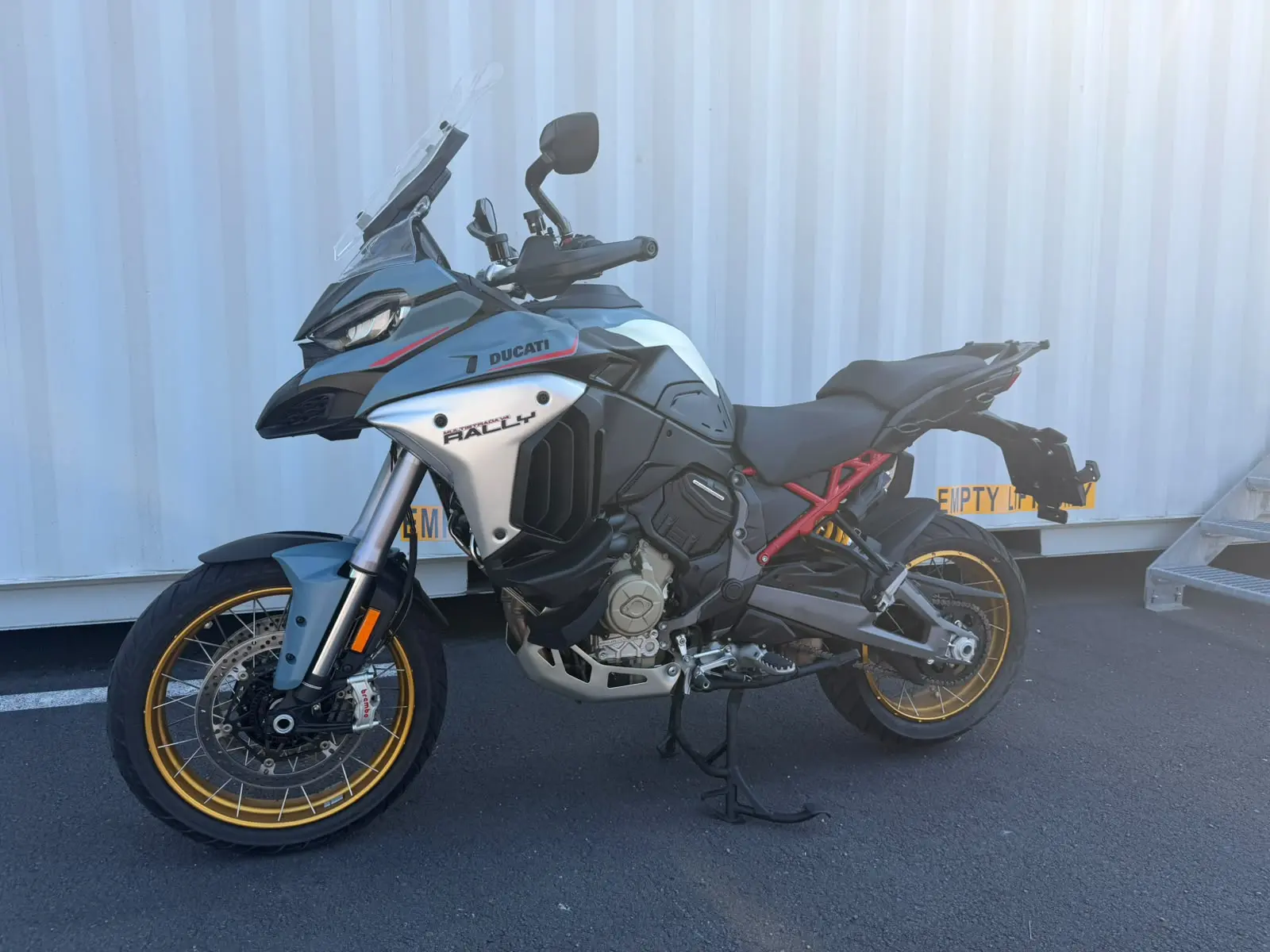 Multistrada V4 Rally