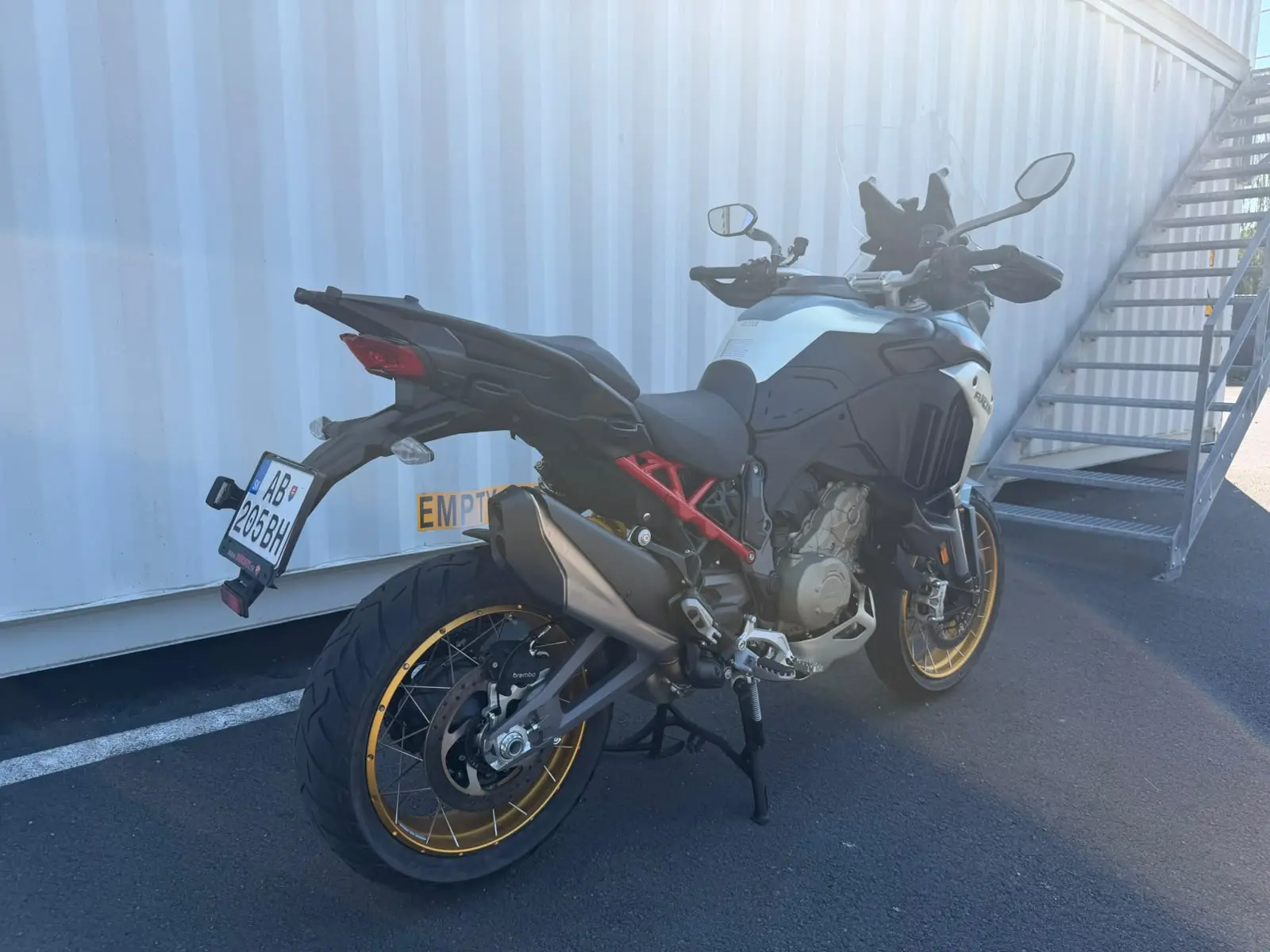 Multistrada V4 Rally
