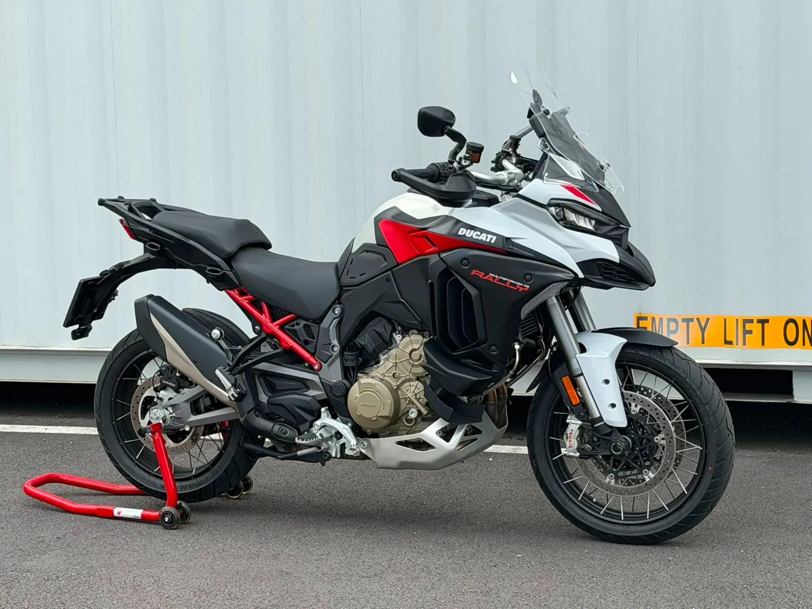 MULTISTRADA V4 RALLY