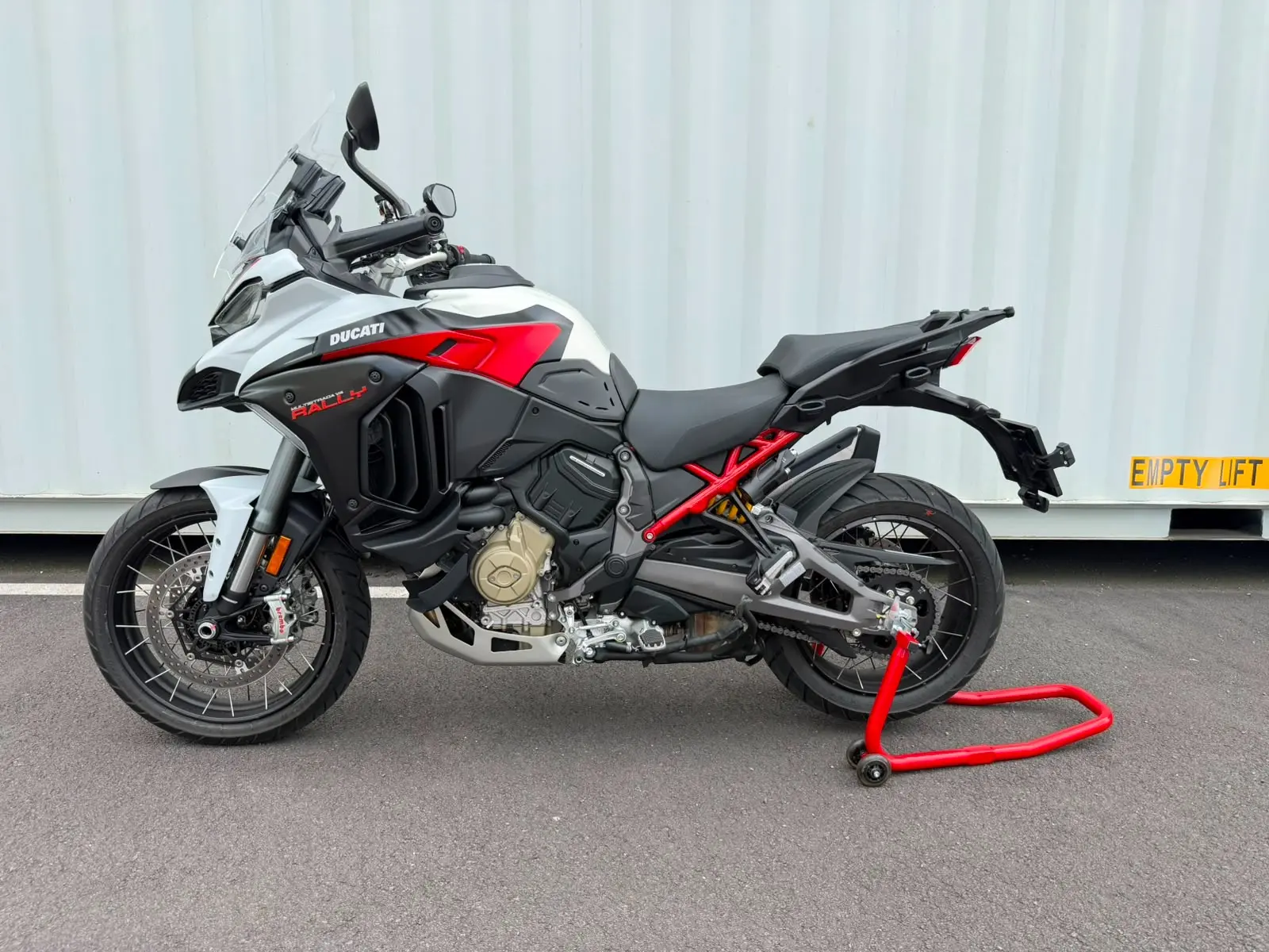 MULTISTRADA V4 RALLY
