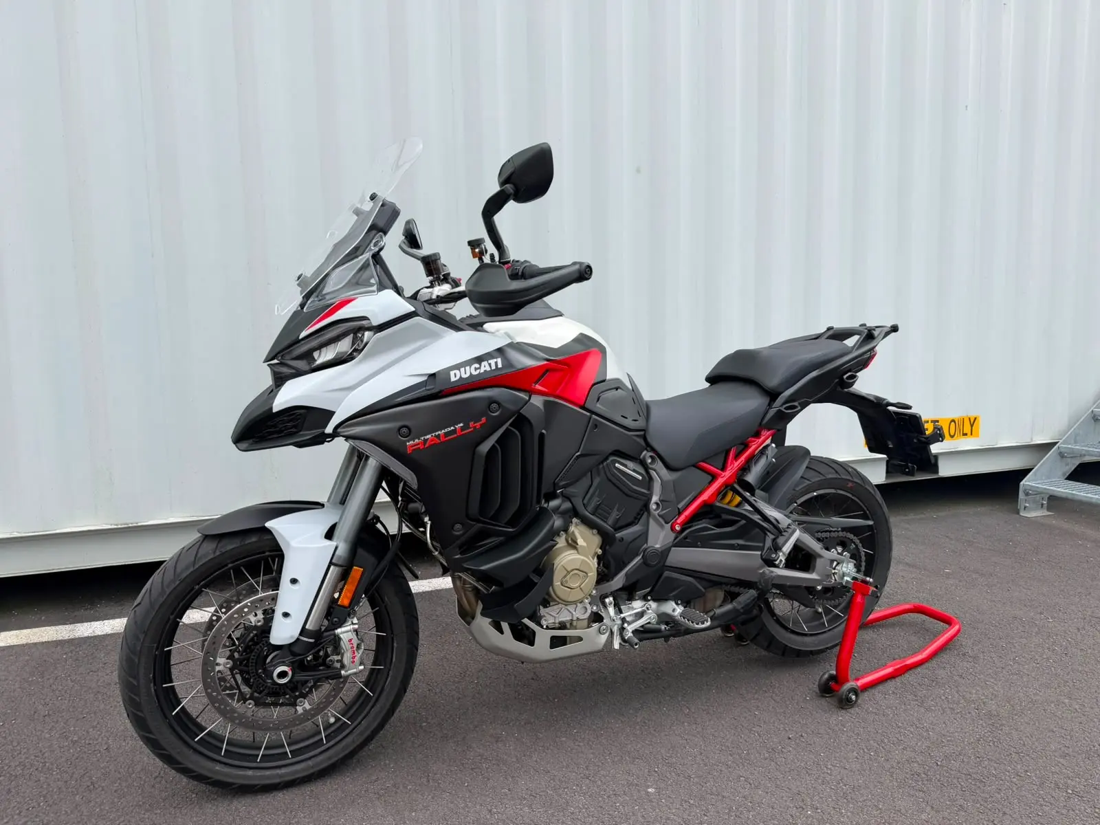 MULTISTRADA V4 RALLY