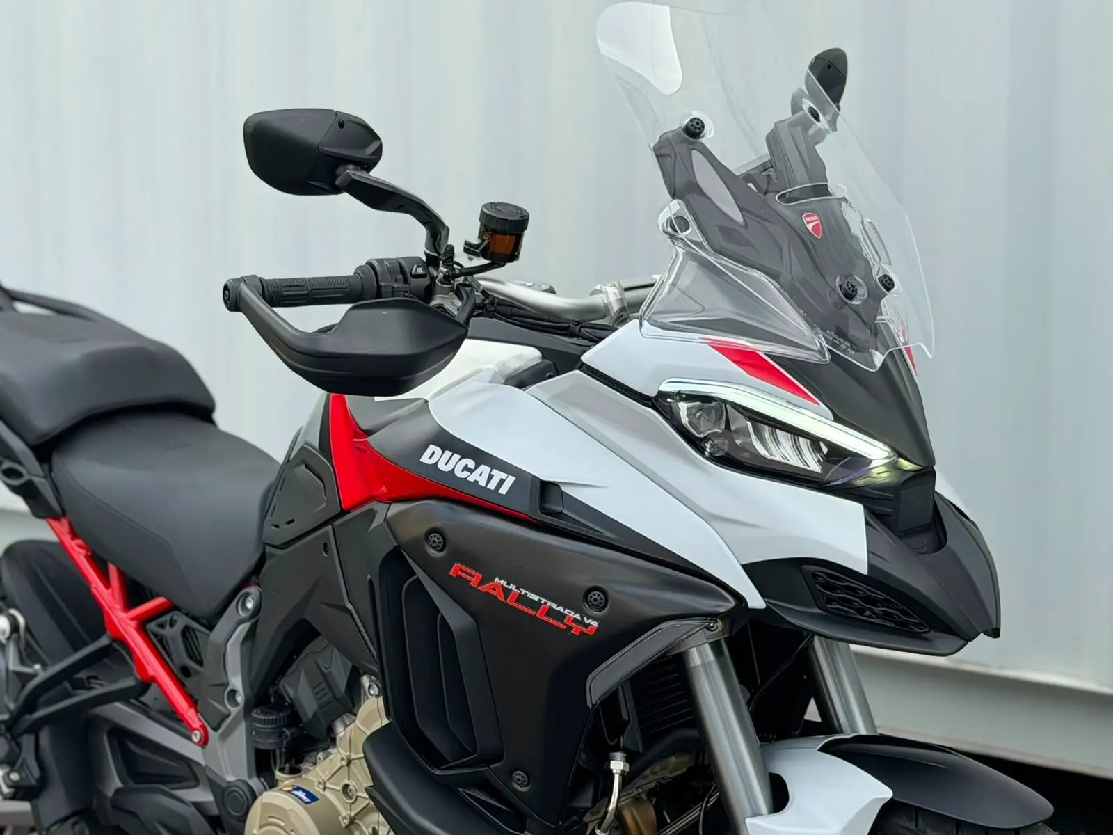 MULTISTRADA V4 RALLY