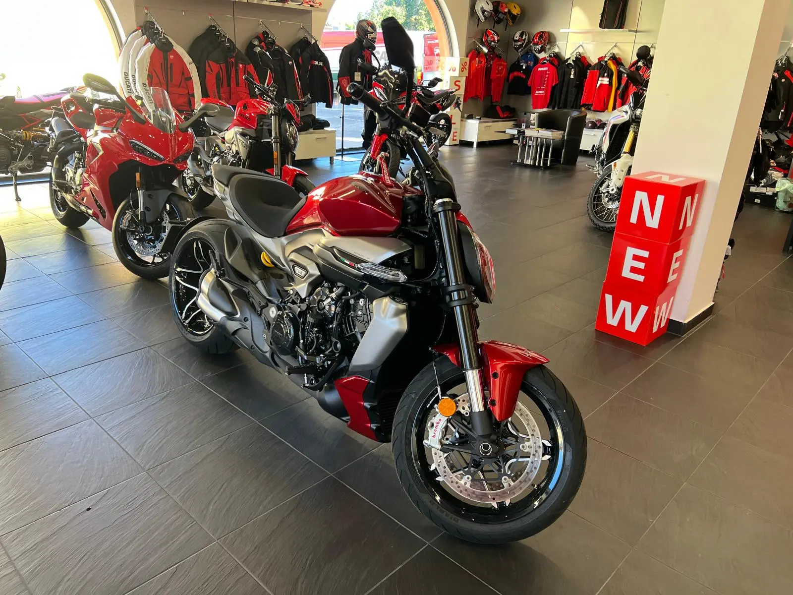 XDIAVEL V4