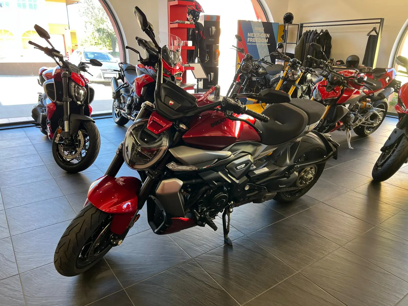 XDIAVEL V4