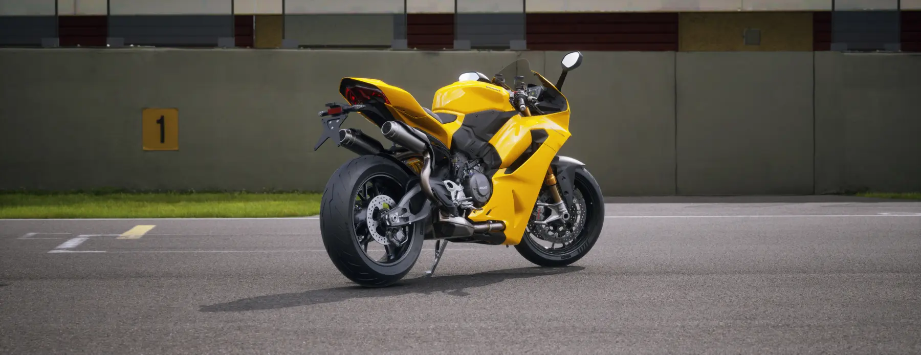 Panigale V2S Yellow - 5