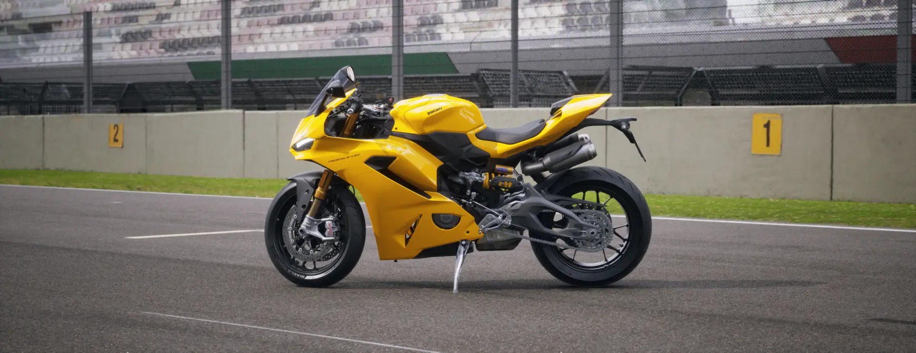 Panigale V2S Yellow - 3