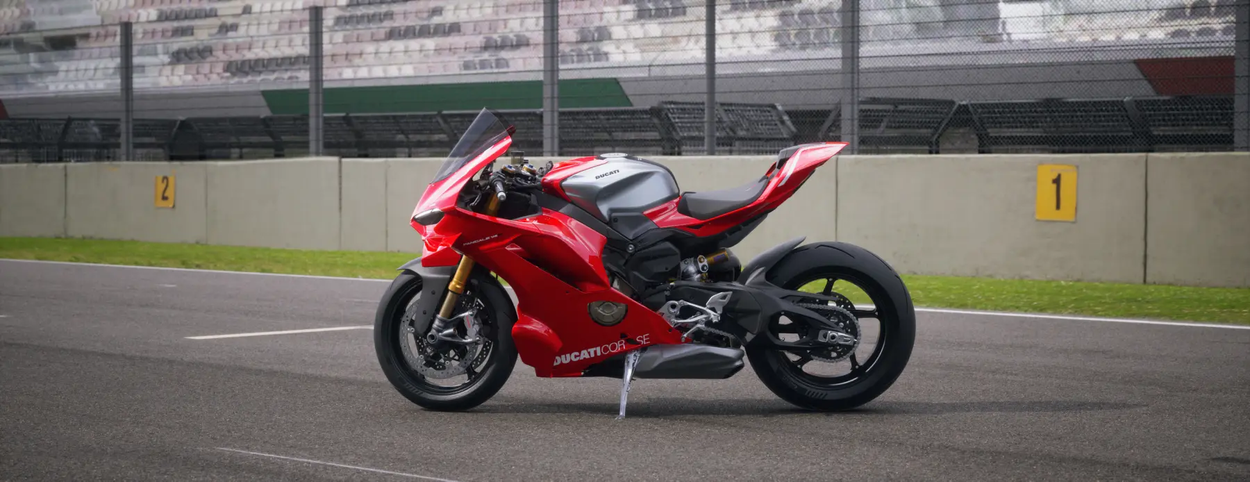 Panigale V4 R - 5