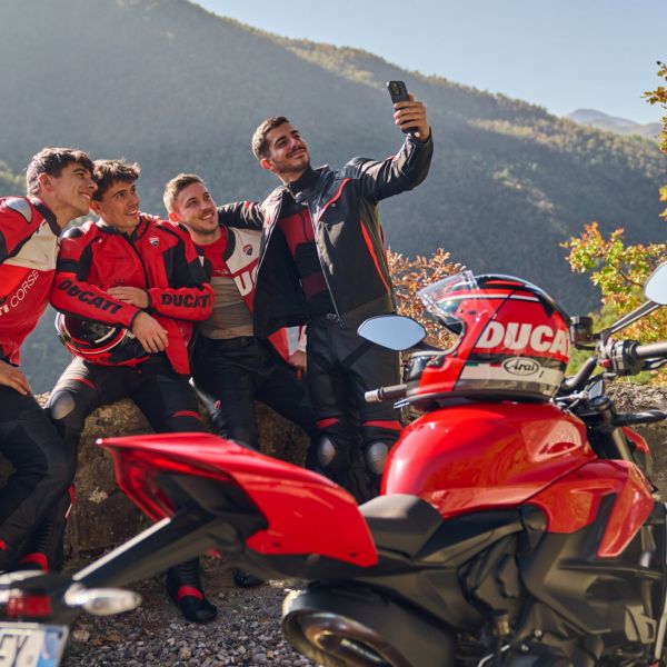 Oblečenie na motocykel