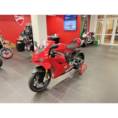 Ducati Panigale V4 S FULL AKRAPOVIČ