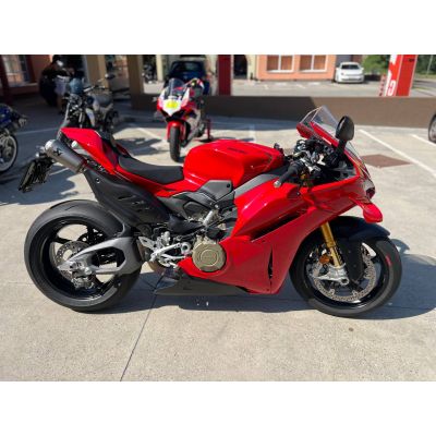 Ducati Panigale V4 S FULL AKRAPOVIČ