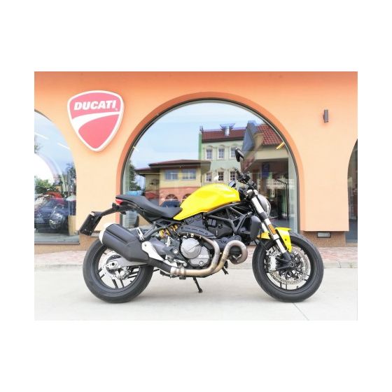 Monster 821