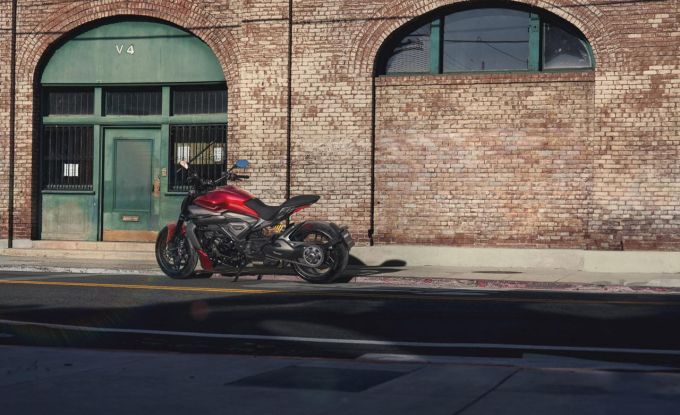 Nový XDiavel V4
