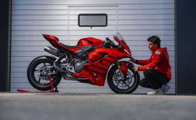 Panigale V2 MM93