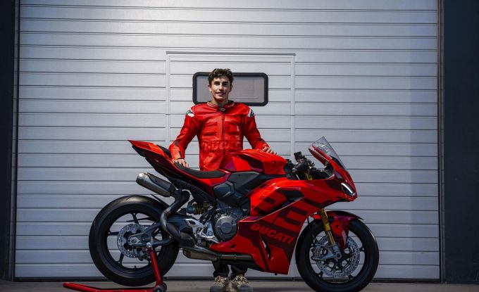 Panigale V2 MM93