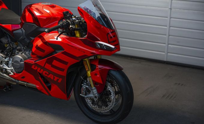 Panigale V2 MM93