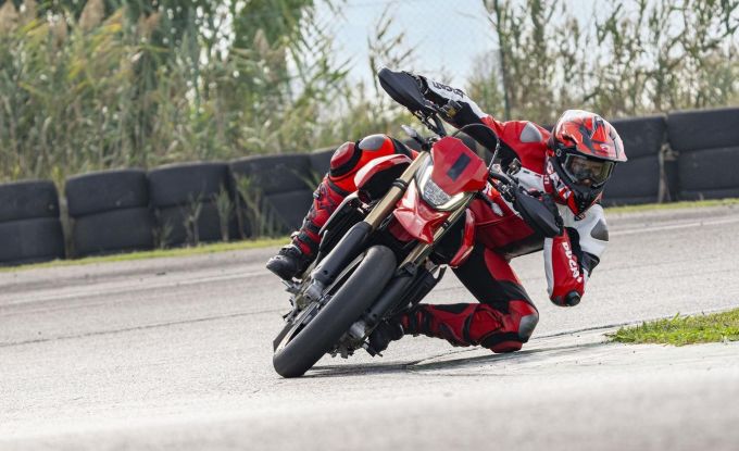 Hypermotard 698 Mono