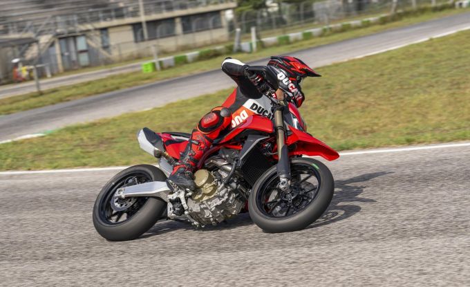 Hypermotard 698 Mono