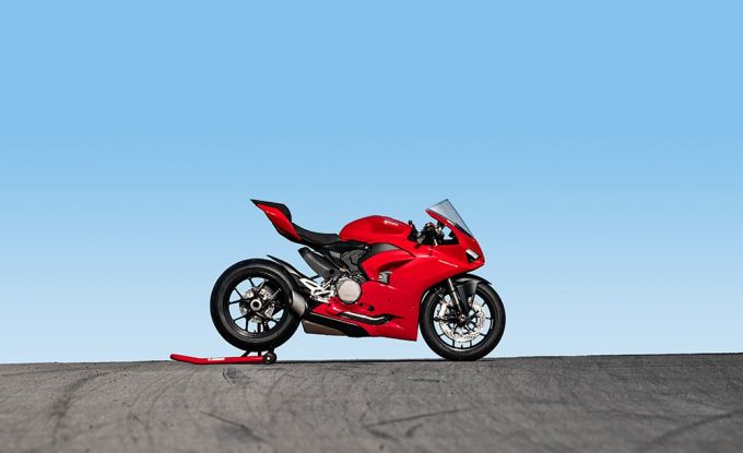 Panigale V2