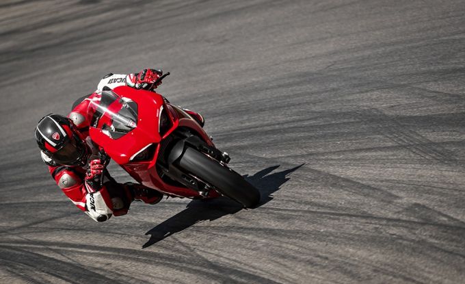 Panigale V2