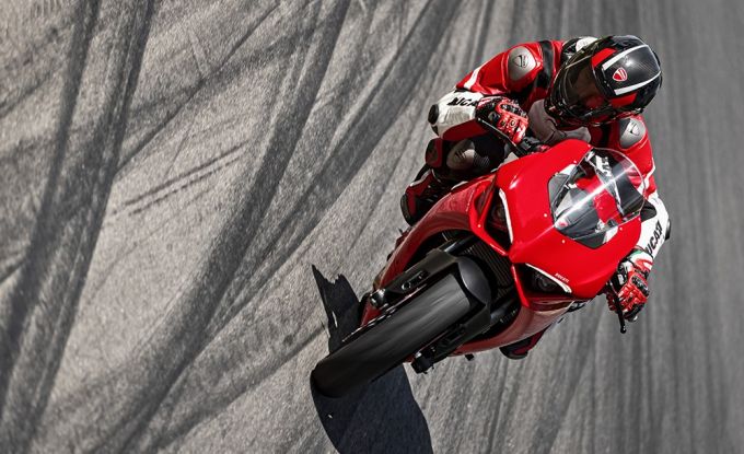 Panigale V2