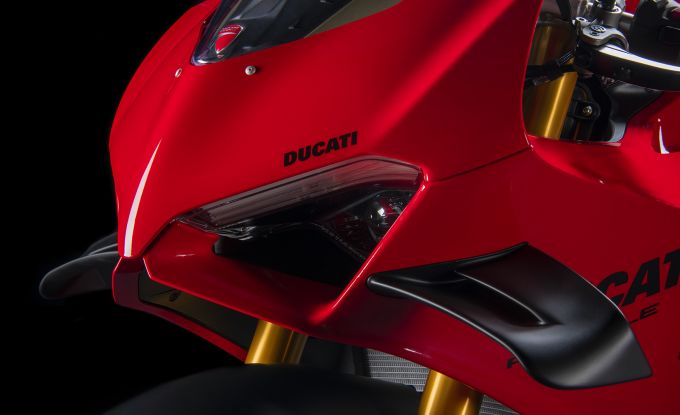 Panigale V4