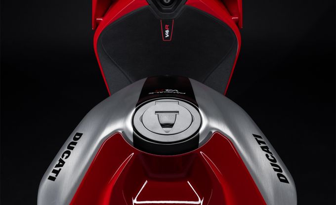 Panigale V4 R