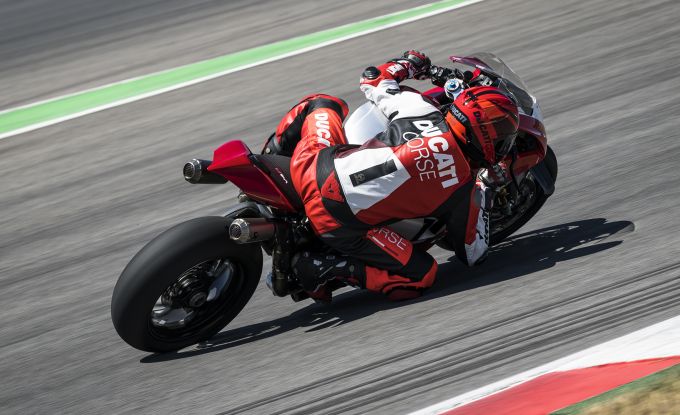 Panigale V4 R