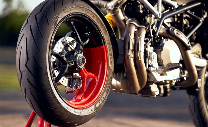 Hypermotard 950 RVE