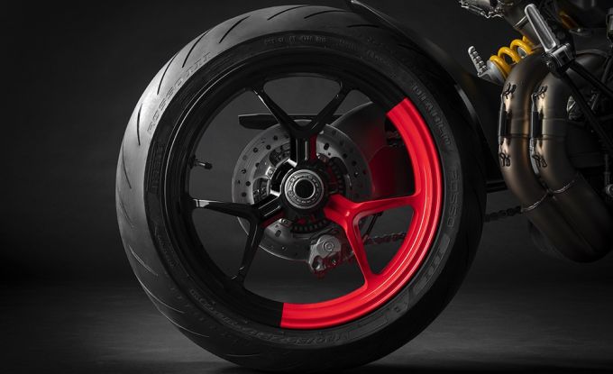 Hypermotard 950 RVE