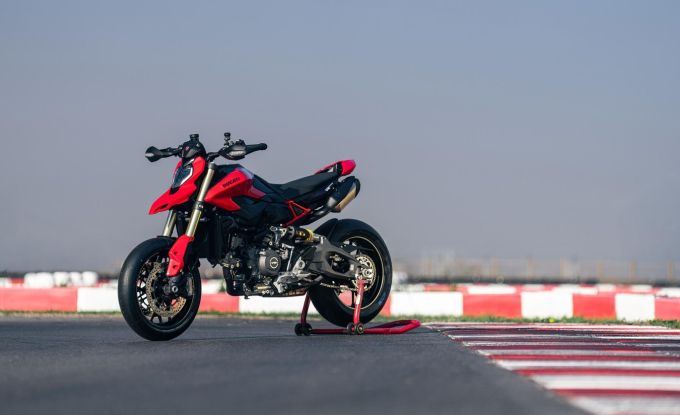 Hypermotard V2