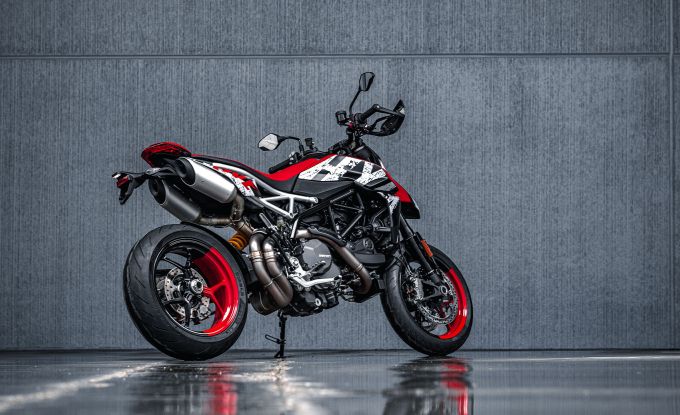 Hypermotard 950 RVE