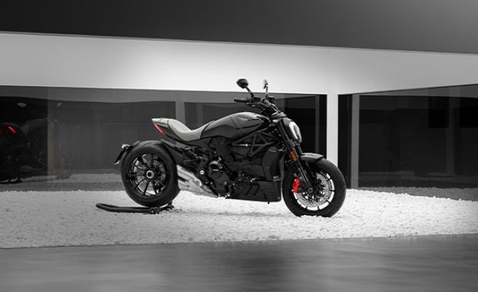 XDiavel Nera